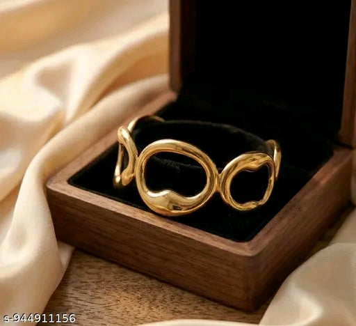 Luna Abstract Geometric Open-Link Gold Cuff Bracelet