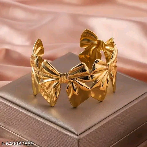 Aria Coquette High-Shine Gold Bow Cuff Bracelet